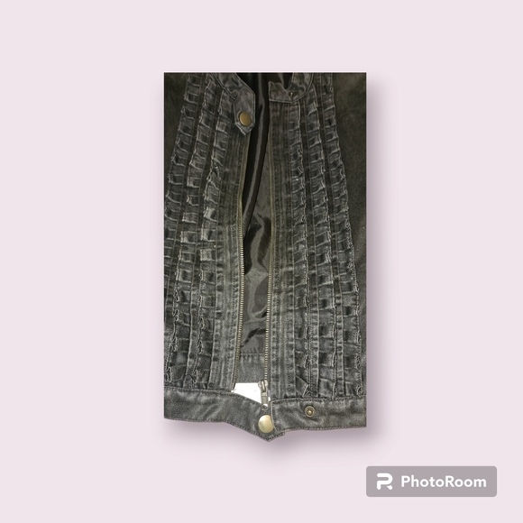 Short jacket - Picture 3 of 6